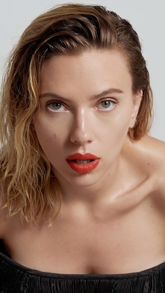 Scarlett Johansson