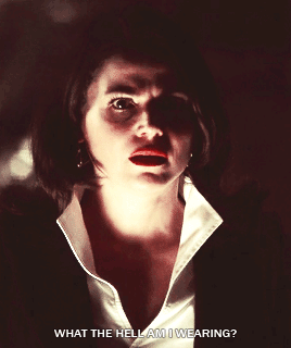 ilovett:  Regina Mills + being unimpressed with her wardrobe choices 