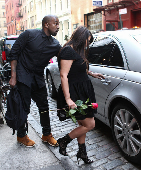 i-will-lift-you-higher:  Kanye loves him some Kanye. And I think the only person