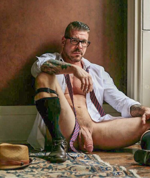 korymitchellxxx:  @roccosteelexxx such a sexy man