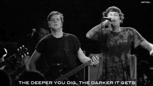 initial-:  Bring Me The Horizon - Empire (Let Them Sing)
