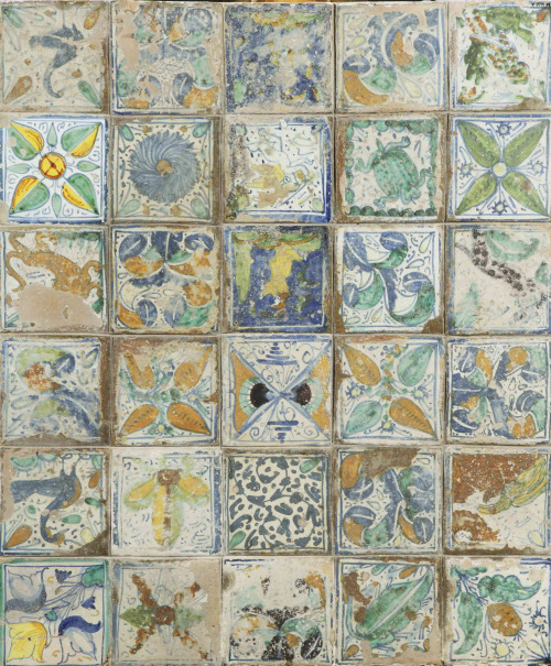 robert-hadley:A ITALIAN MAIOLICA TILE PANEL, 15TH CENTURY.Source: christie’s.com