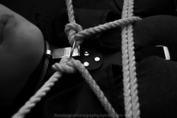 bondage-photography:  pinkstarsfallinginreverse