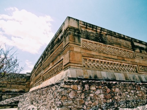 licca-quintero:  Ruinas arqueológicas de adult photos
