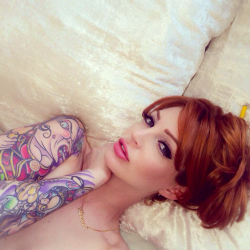 redheadsmykryptonite:  Vanessa Lake My other blogs:http://hellasweetass.tumblr.comhttp://ihellaawesome.tumblr.com