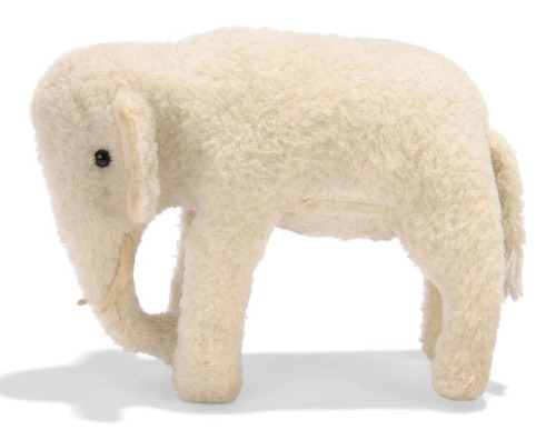 neshamama:wool steiff elephant c.1912