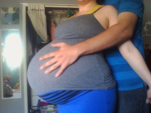 agirlwholikespregnancy: the only thing that makes me go crazier than a big pregnant belly is a man&