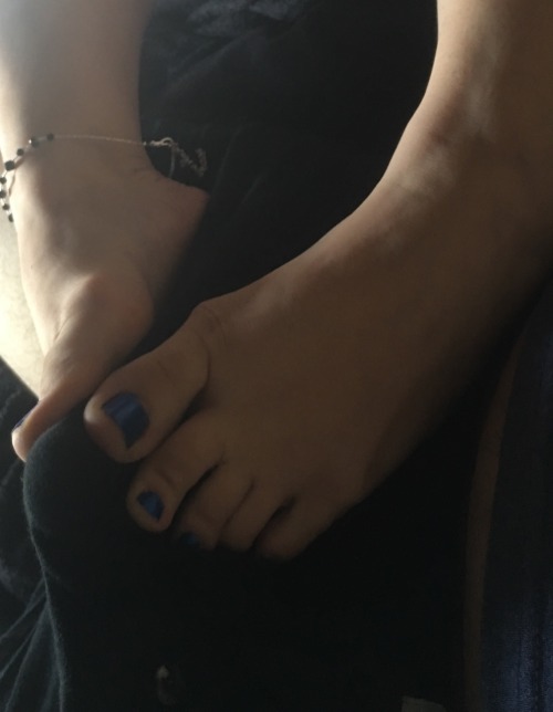 dreamfeetteam:  dreamfeetteam:  Gave a lucky someone a nice tease! 👣  Maybe another footjob is in the mix? What do you think? Private videos for only ŭ?