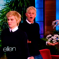 suicideblonde:  teatralka:  Kate McKinnon Takes Over for Ellen (x)  DID YOU KNOW KATE MCKINNON IS GAY/OUT?!  THIS WAS SOME OF THE BEST NEWS I RECEIVED ALL DAY! 