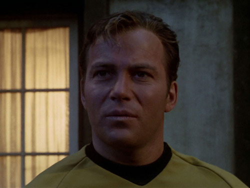 classictrek: Let us take a moment from our busy lives to appreciate William Shatner’s facial e