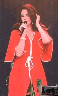 lanesco:  Lana Del Rey at the Music Midtown Festival, 09/20. 