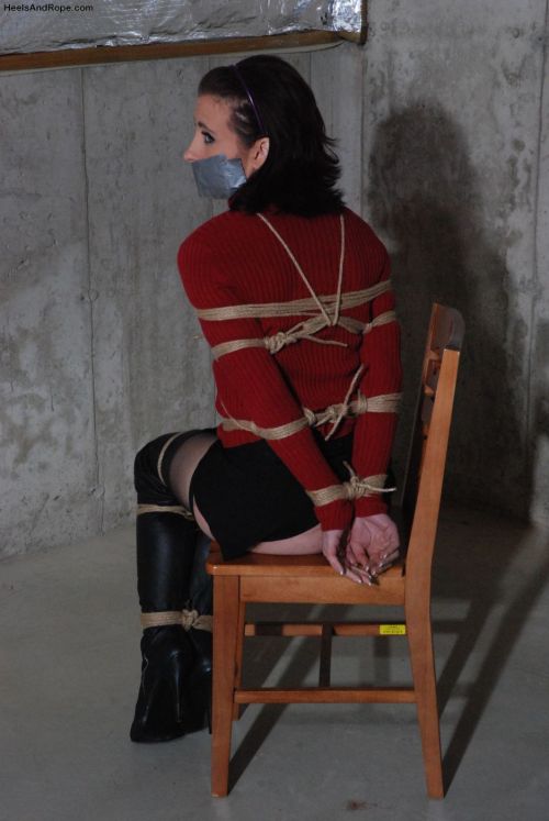 XXX bondagehedgehog:  Carmen, part 1 photo