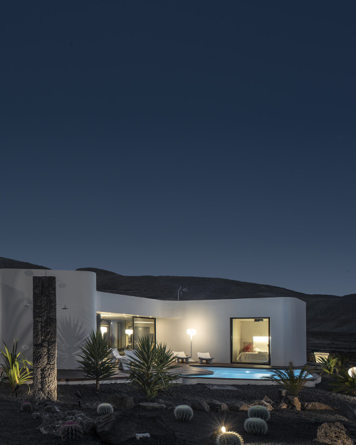 stua:  Lanzarote in the Canary islands is know for its extraordinary landscape that feels abrupt and