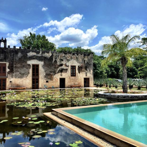 mexicanwomen:    Hacienda Tamchen en Yucatán,México.Photos:(Internet).