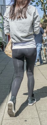 Leggings, Yoga Pants, tights.