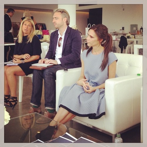 #victoriabeckham talking us through her new #VVB collection