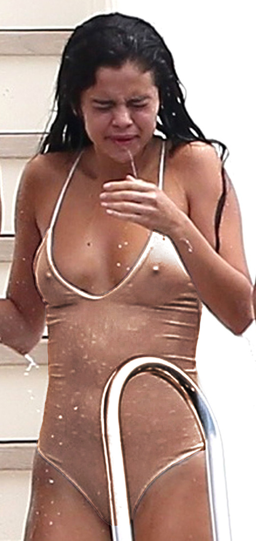 celebritynudesxx:  Selena Gomez Swimsuit In St Tropez