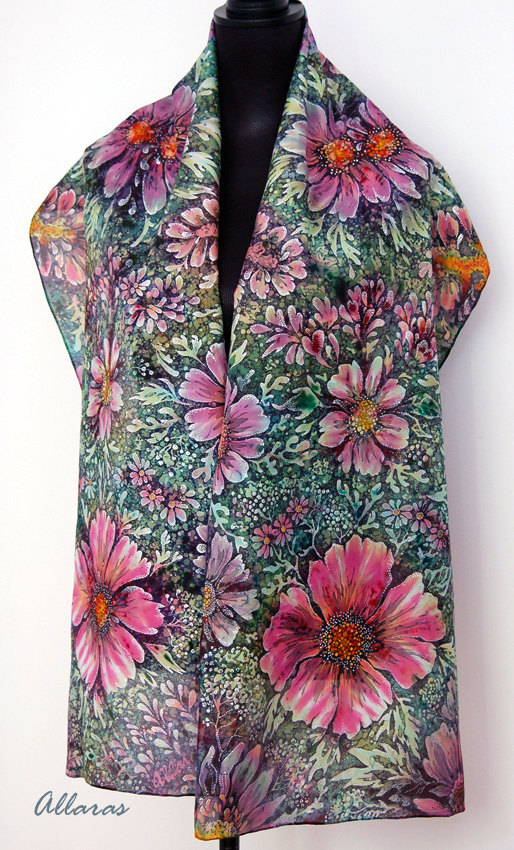 modmad:  ofpaintedflowers:Haven’t posted anything about my mom’s etsy shop in