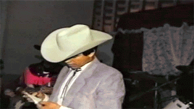 mibellavidaloca:  muthafuk:  Chalino Sanchez quite possibly being told he is about to die. This was his final performance.  I heard somewhere that in that note they told him they were going to kill him..and they did.