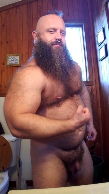 beardedmusclemaster:Manimal enjoying dirty-bulking