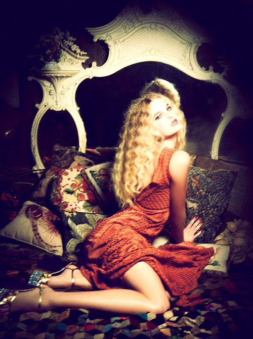 she-loves-fashion:  Flowers Of Desire by Ellen von Unwerth for Vogue Japan July 2015