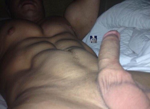 rts-ratethestraightblog:  Rate Ryan here with 25 likes/reblogs if you want to see him rated and hard ;) For more content follow twitter @Ratethestraight or xhamster http://xhamster.com/user/RSTratethestraight  Rated and hard ;) 