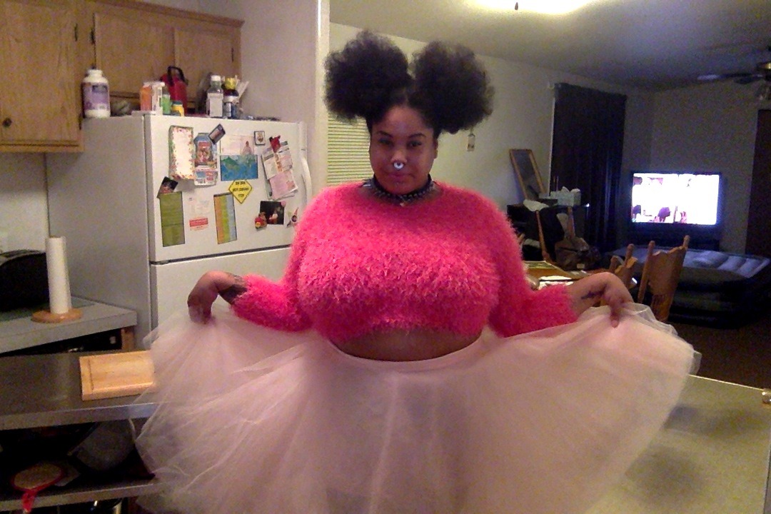 royalblackpirate:  royalblackpirate:  aeon-fux:~sugar baby~   I said “oh my gosh”