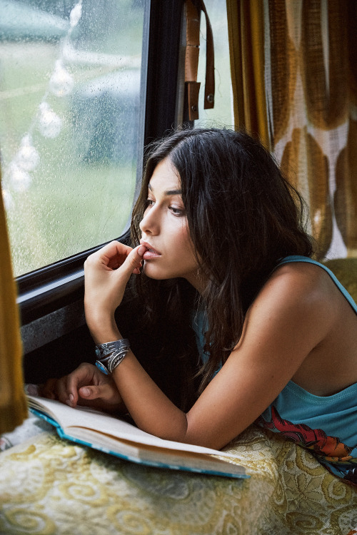 jessicaharrisonartblog:  (via GypsyWitchSinglet-Teal_161.jpg (1500×2250))  