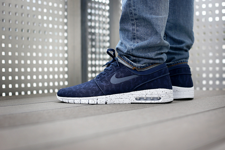 nike janoski max navy