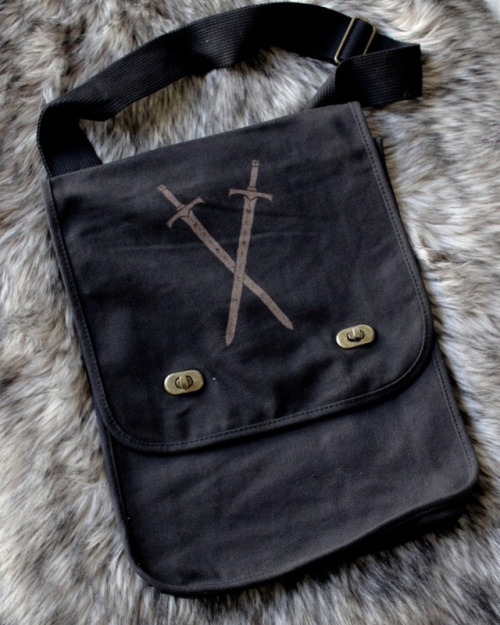 Everything is sold out from last nights release except for these lovely messenger bags (I made quite