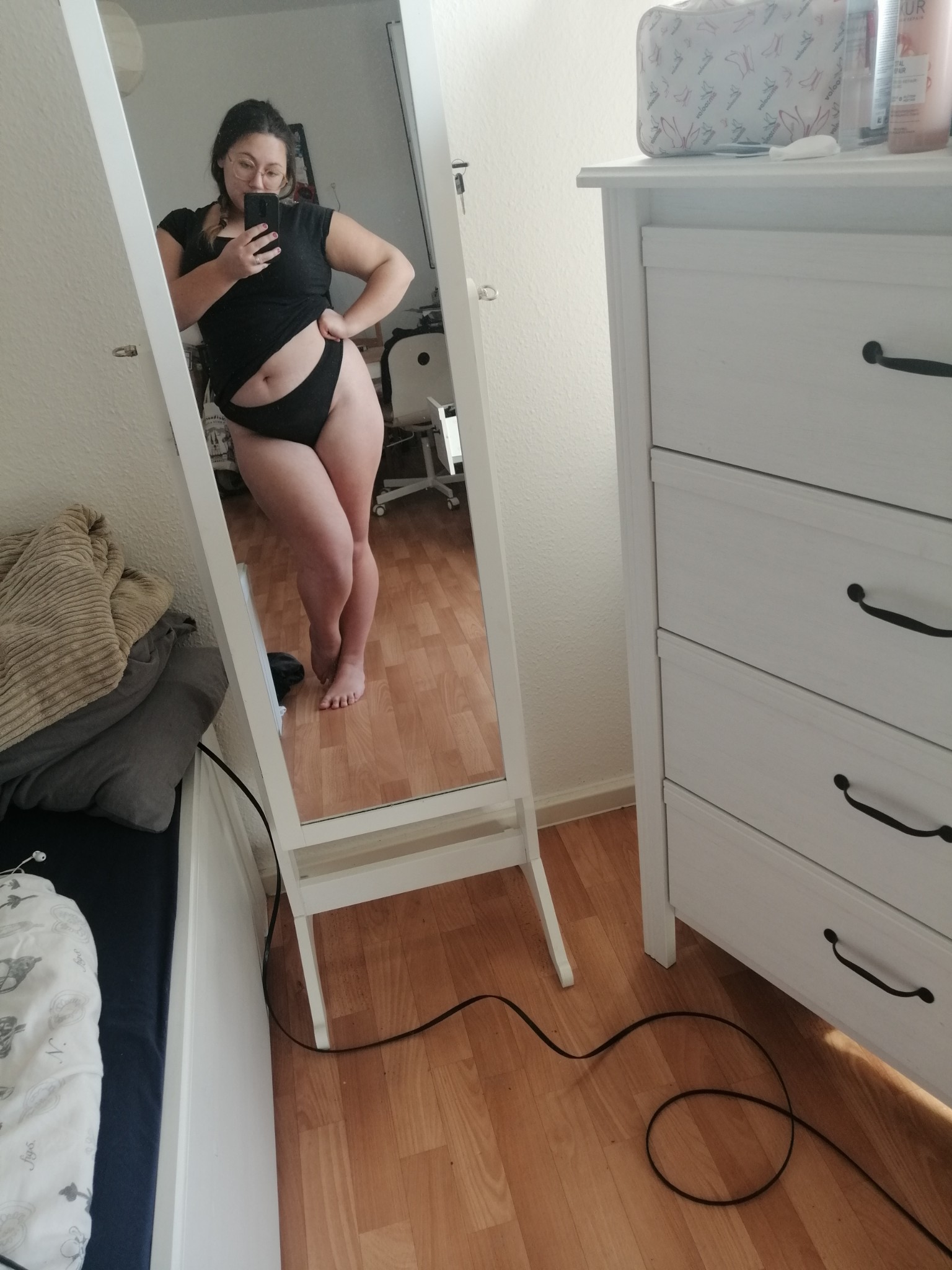 light-my-cigarette-darling:Just a quick reminder for you all out there (and for me), that you are precious and your body is, too!First day of posting pictures of me and it kinda feels weird but I really wanted to do this! 