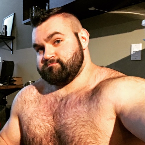 moxieracer:Feelin’ beefy