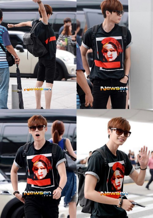 Lee jong suk’s airport style ♥ and he wore rihanna’s t-shirt ㅋㅋㅋ