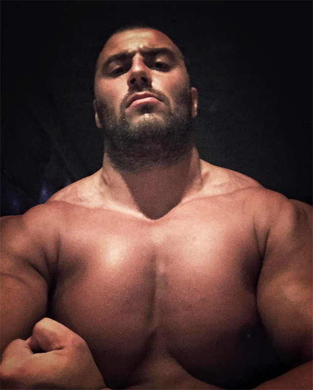 serbian-muscle-men:  Powerlifter Ico Muskov, BulgariaMore of his photos here -&gt;