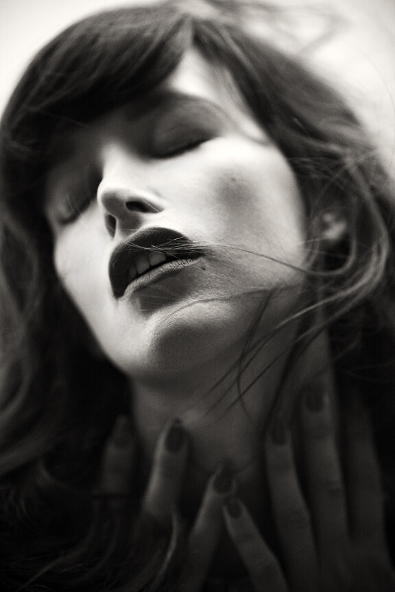 angeldelatierra:  Paz De La Huerta for THAT Magazine