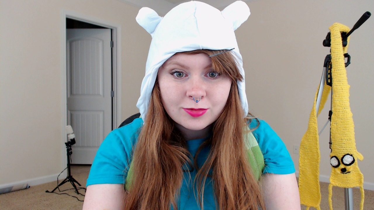 chellesilverstein:  Reblogging myself to say that a new video including deepthroating,