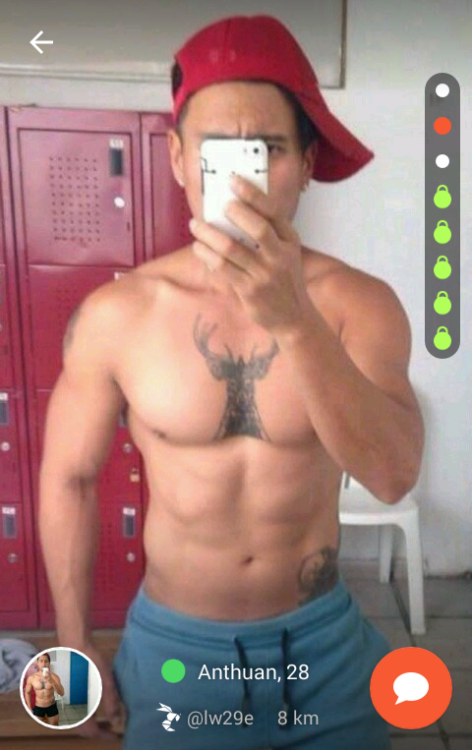 hornetcdmx:  Un rico pasivo con cuerpo trabajado.