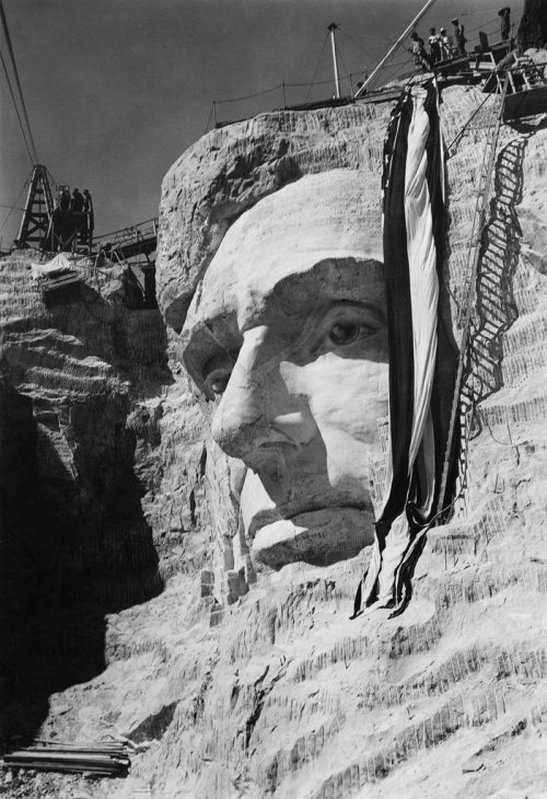 Sept. 26, 1937: Some 5,000 Patriots Came Out To Mount Rushmore In September 1937 To See The Unveiling