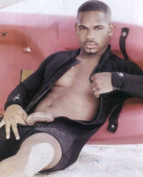 men2dope: loveforthethickman:  Oh the thickness  Oh my my !! NOT EVEN THAT THICK JUS SEXY!