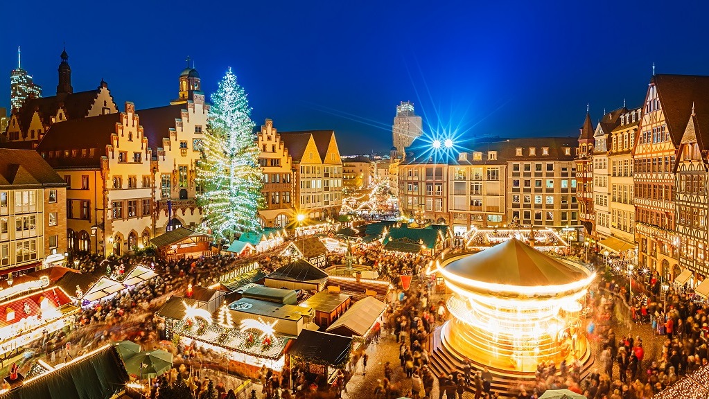 Schmidt Christmas Market on Tumblr