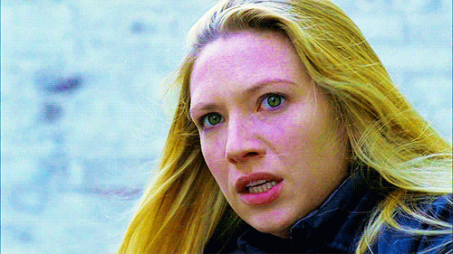 dunham4life:  Favorite Olivia Scenes #1  “We’ve got some questions for you.”   EVERYBODY SHOULD BE WATCHING FRINGE OK