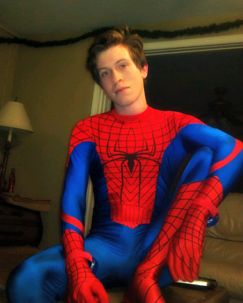 allofthelycra:  comicboys:  Spider-Man Cosplay  uhhh… marry me? 