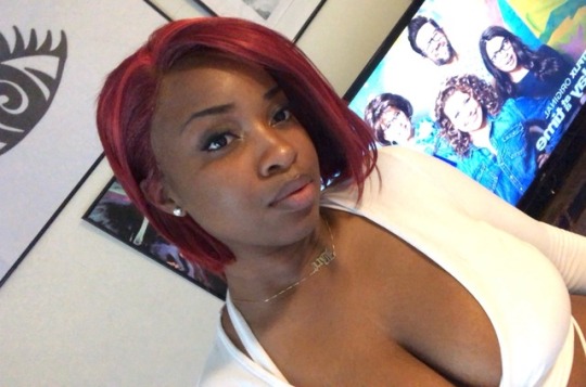 msixela:  Been waiting to get with youCan’t send love through pictures 