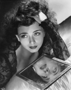 retrogirly:Gail Russell