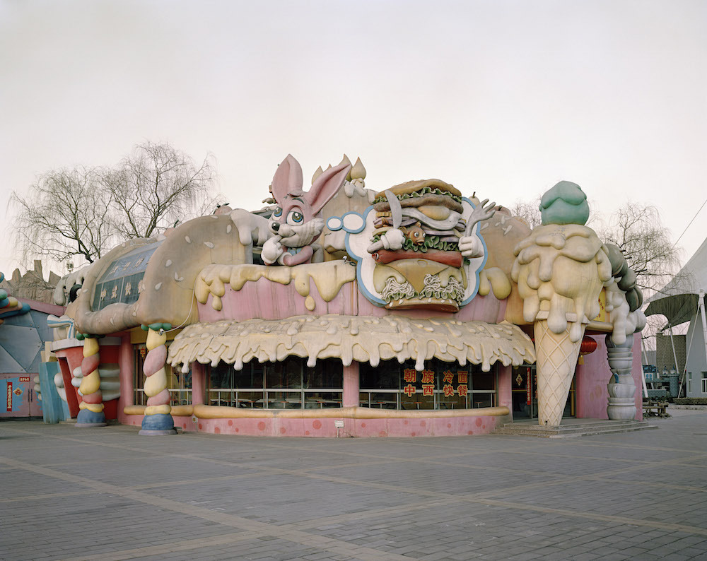 itscolossal:  Photographs of Empty and Abandoned Amusement Parks Explore China’s