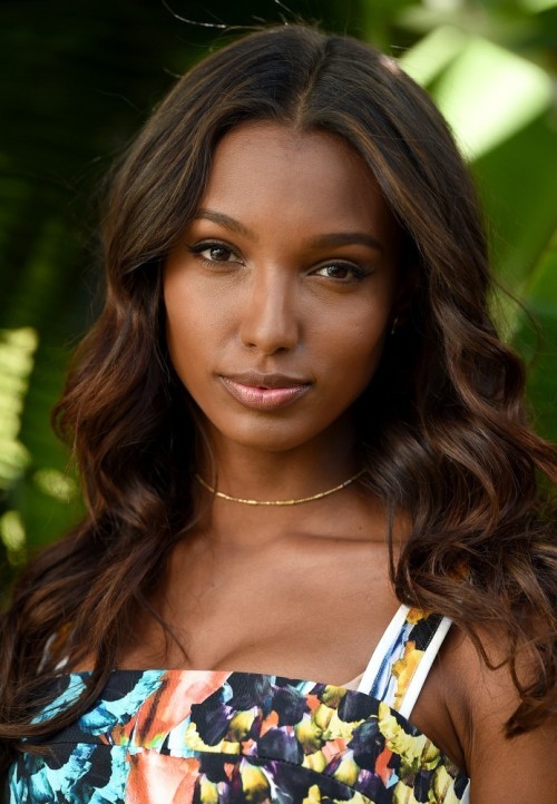 vs-angelwings: Jasmine Tookes celebrating the launch of the VS Swim Special at an appearance in LA.