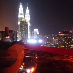 Best #view in #KualaLumpur !!!  No walls, no baricade just a #helipad  Nice #saturday #chill #wine #moscato with an awesome 360 degree #view of KL #Petronas #KLTower (at Helipad @ Heli Lounge Bar)