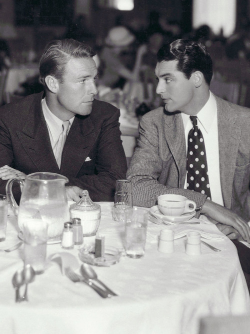 divinereverence:Randolph Scott and Cary Grant