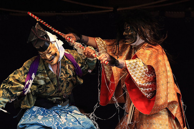 fromthefloatingworld:  Saga Dainenbutsu Kyogen by Teruhide Tomori on Flickr. 