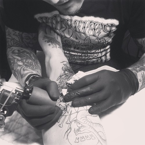 Good ole @kris_roberts hooking me up with my first leg piece. 